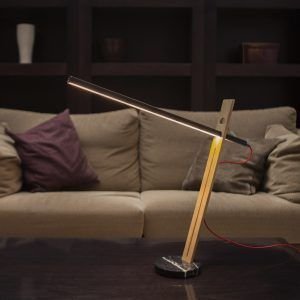 Siwk Gesture controlled lamp